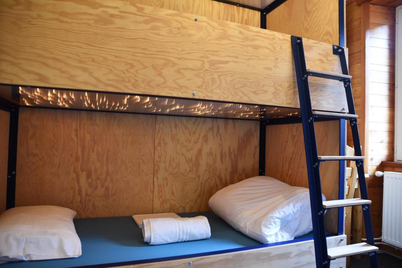 Hostel Quartier Libre Saint-Jean-en-Royans Esterno foto
